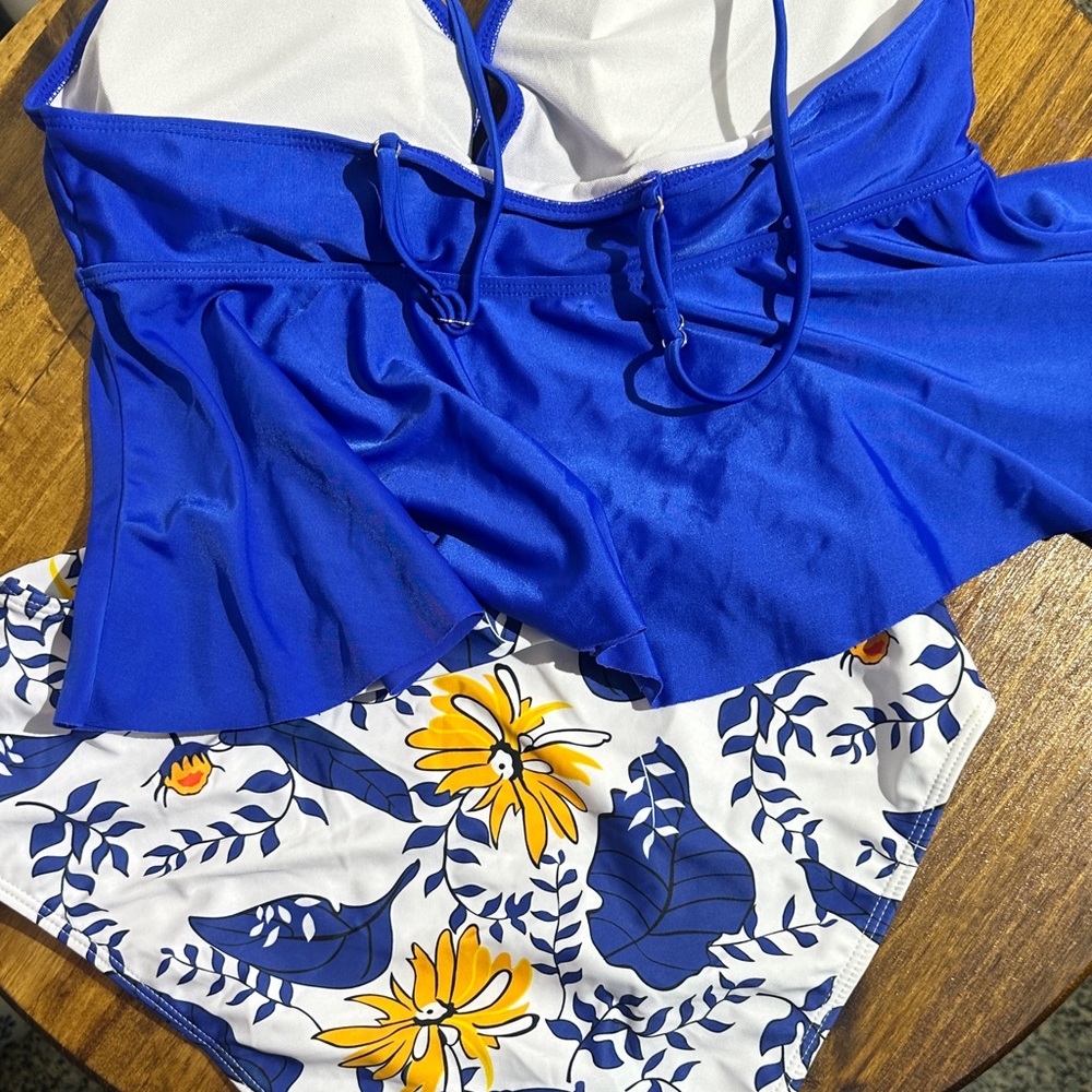 SHEIN Cobalt Blue and White One-Piece Swimsuit - Picture 5 of 9